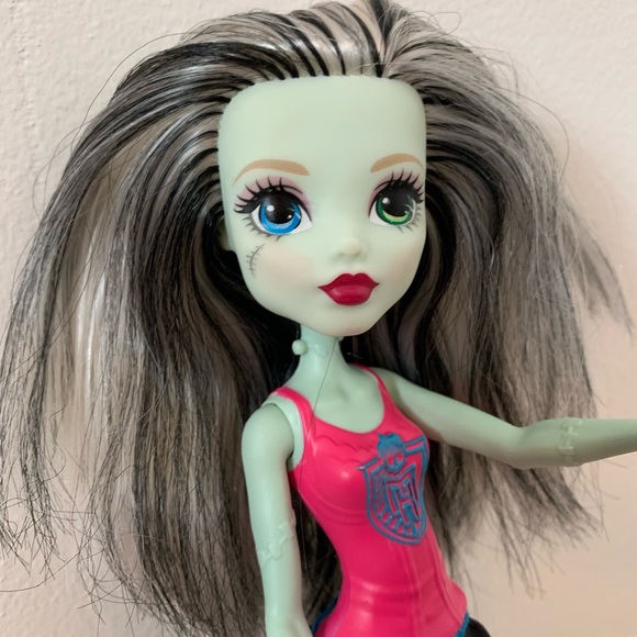 MONSTER HIGH FRANKIE STEIN GHOUL SPIRIT CHEERLEADER - Picture 2 of 7
